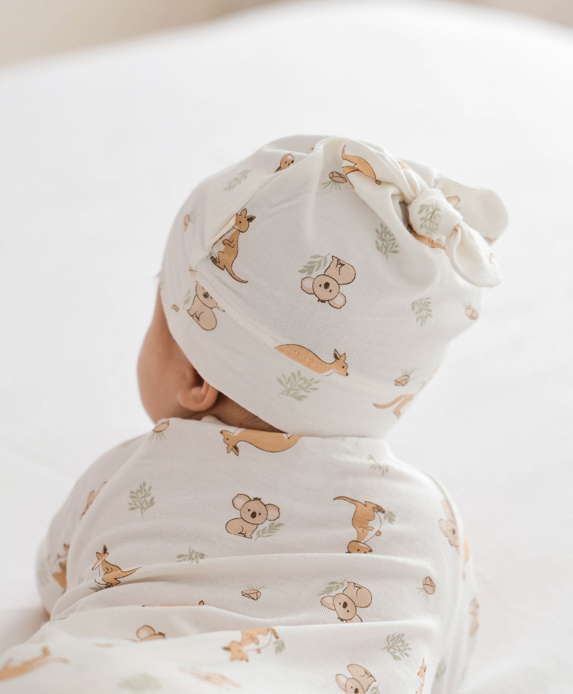 Bamboo beanie - Kangaroo & Koala