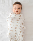 Baby swaddle wrap - Bear & fox Lūmmi in Colour Babywear