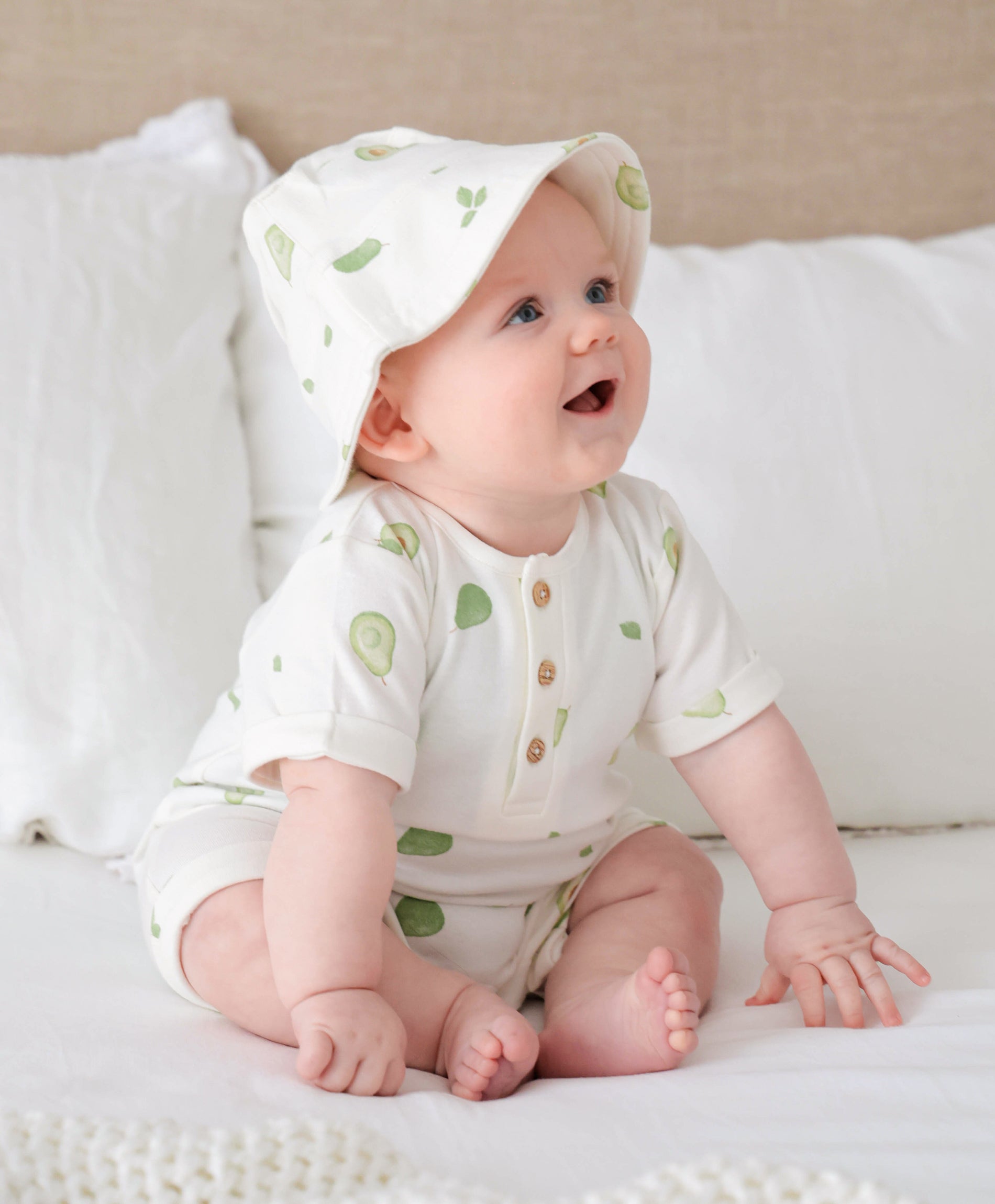 Comfy baby zip romper - Avocados Lummi in Colour Babywear