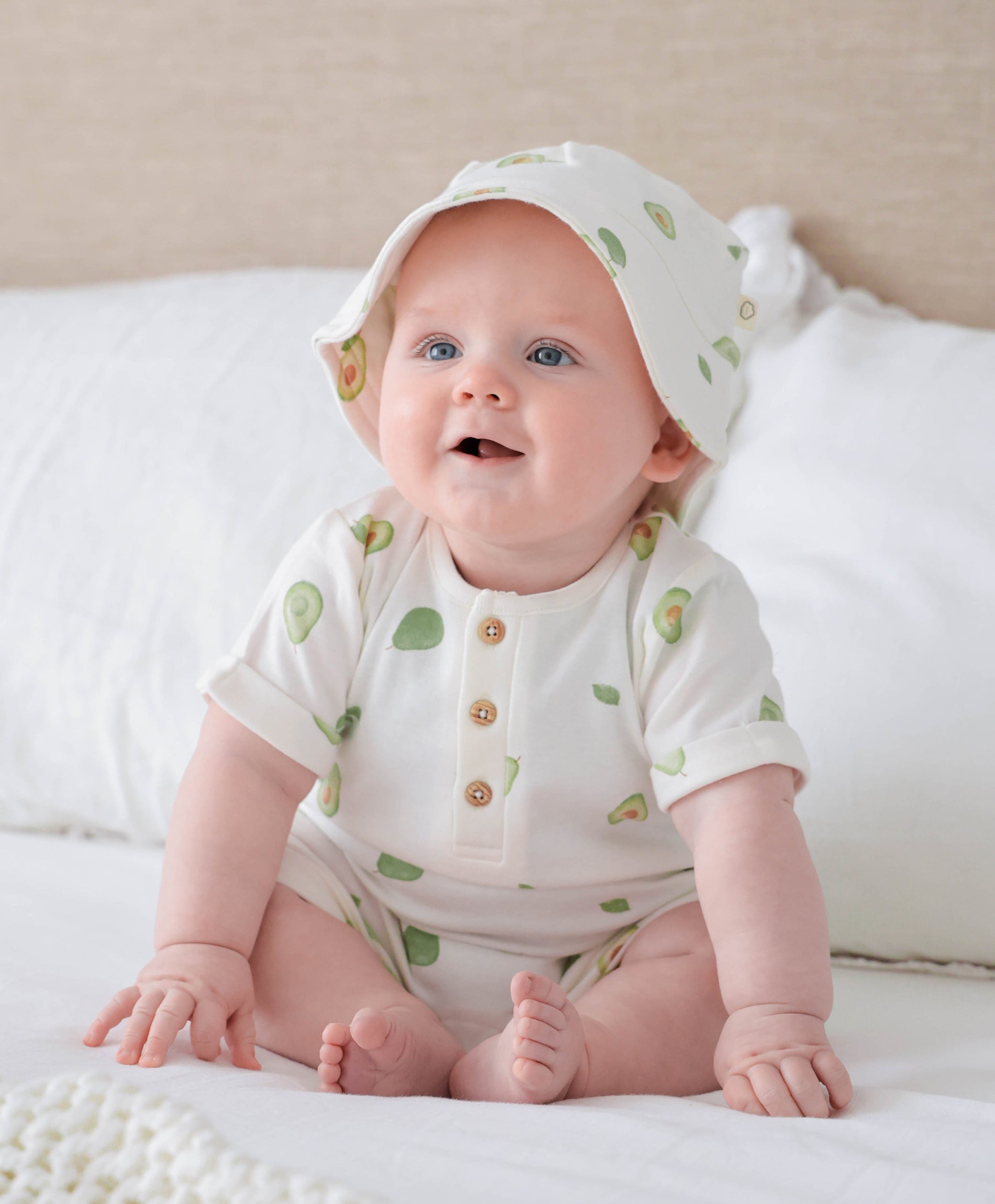 Comfy baby zip romper - Avocados Lummi in Colour Babywear