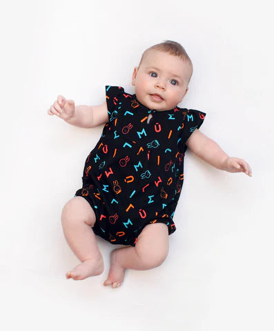 The Ultimate Guide to Seasonal Baby Clothes: Keeping Your Little One Comfortable Year-Round