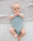 Bamboo short sleeve bodysuit - Dusk blue Lummi in Colour Babywear