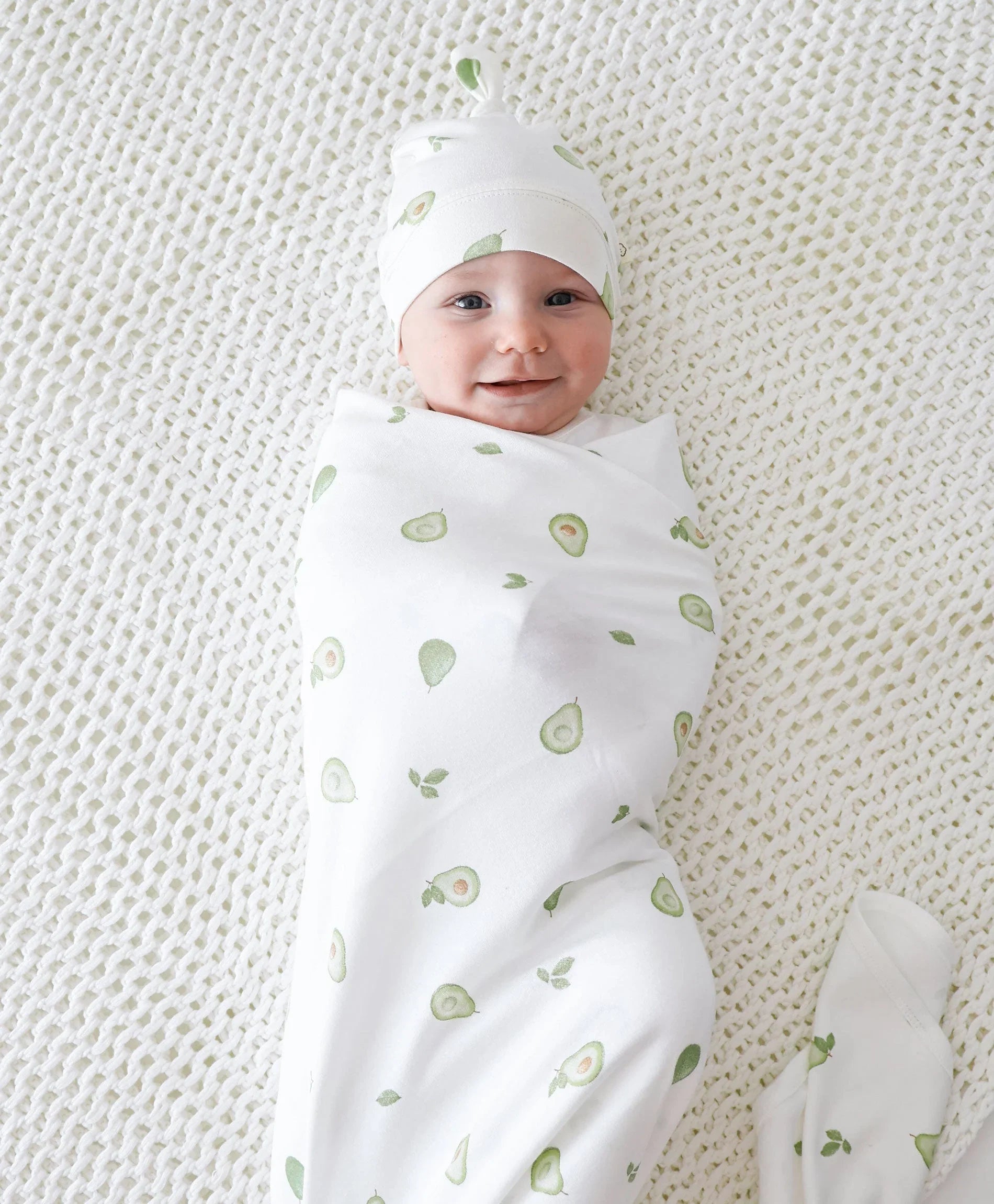 Baby swaddle wrap - Avocados Lummi in Colour Babywear