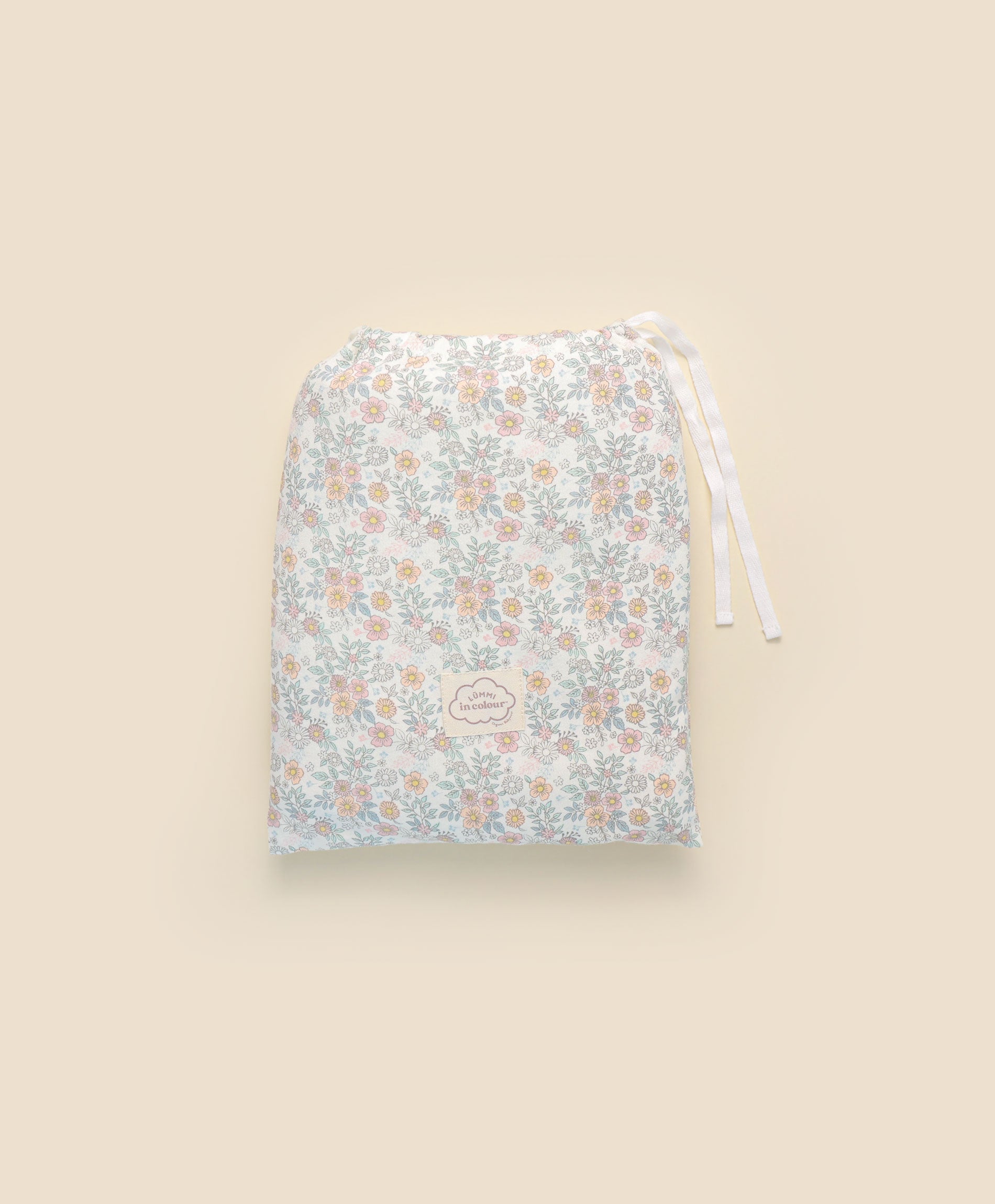 Cot sheet - Daisy Daisy – Lūmmi in Colour Babywear