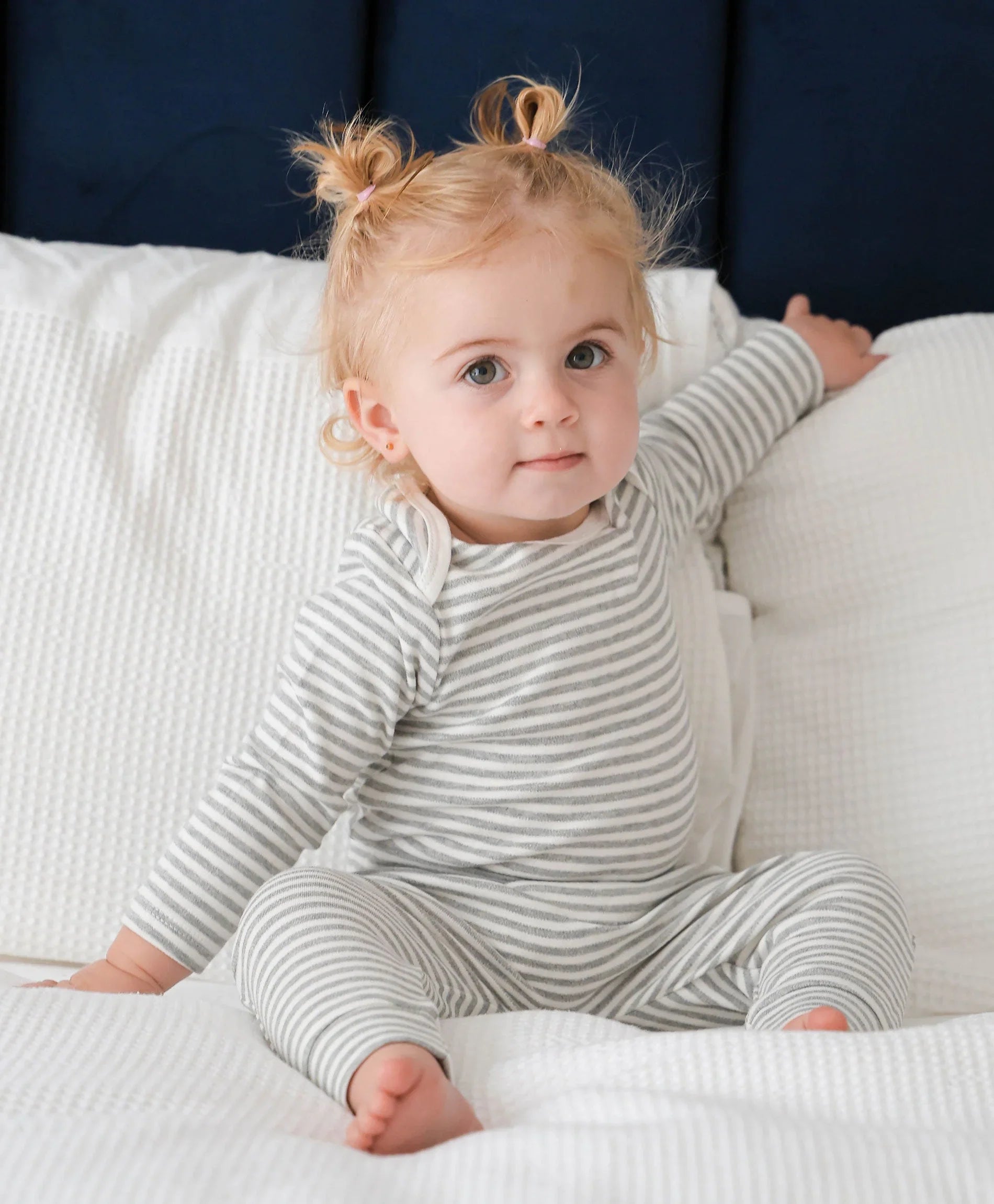 Comfy baby long sleeve bodysuit - Grey stripes Lummi in Colour Babywear