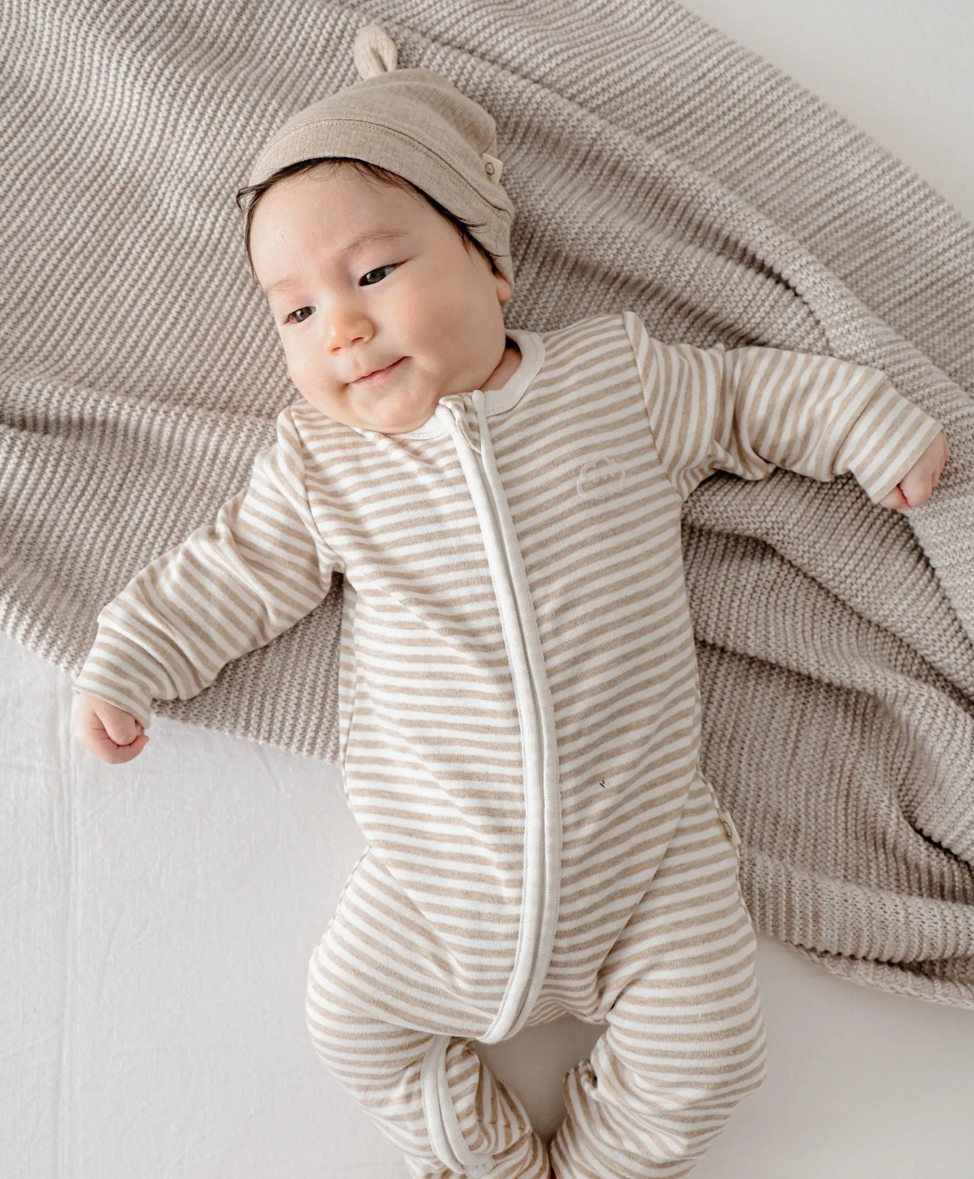 Comfy Baby Zip Growsuit - Oat stripes Lummi in Colour Babywear