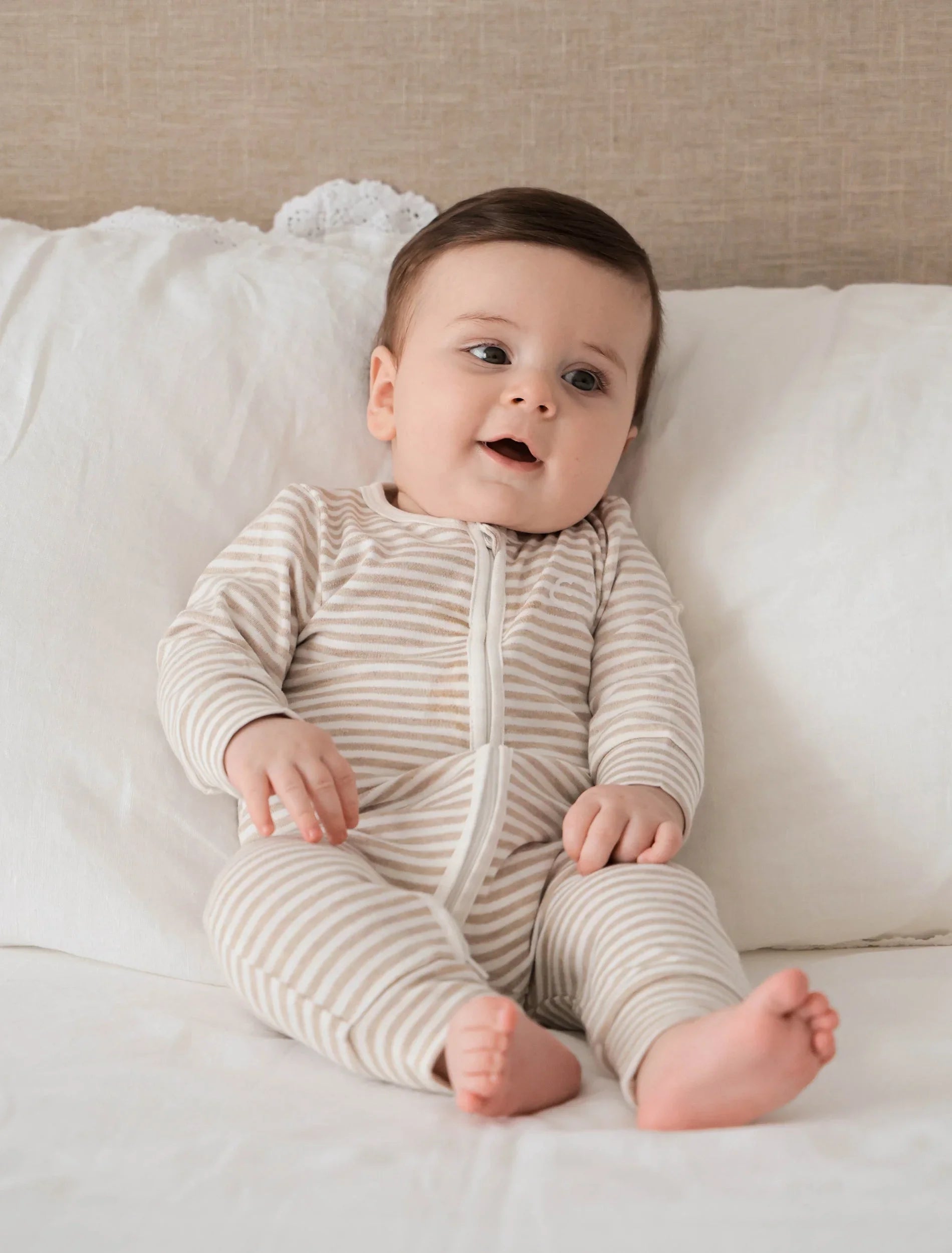 Comfy Baby Zip Growsuit - Oat stripes Lummi in Colour Babywear