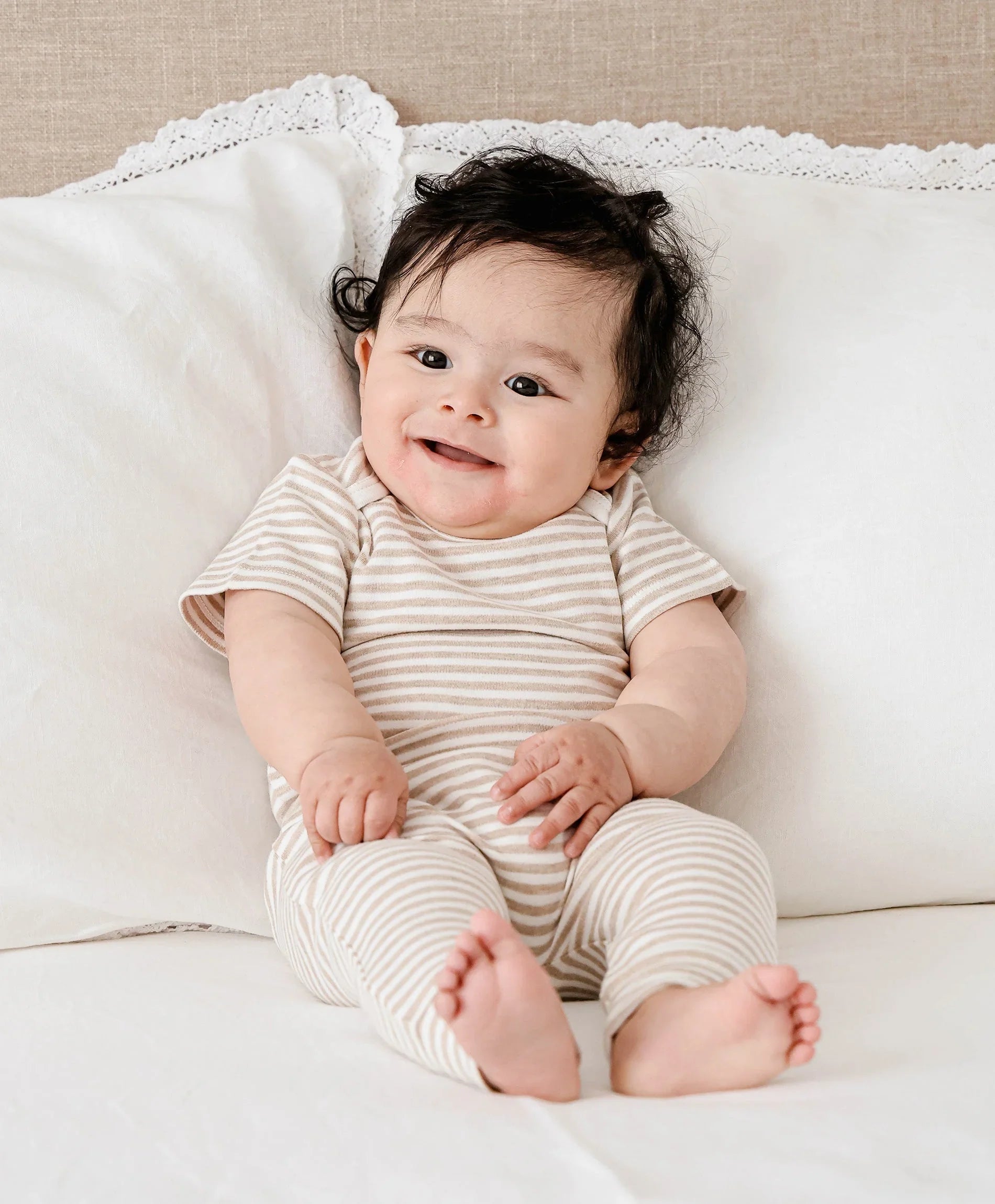 Comfy baby short sleeve bodysuit - Oat stripes Lummi in Colour Babywear