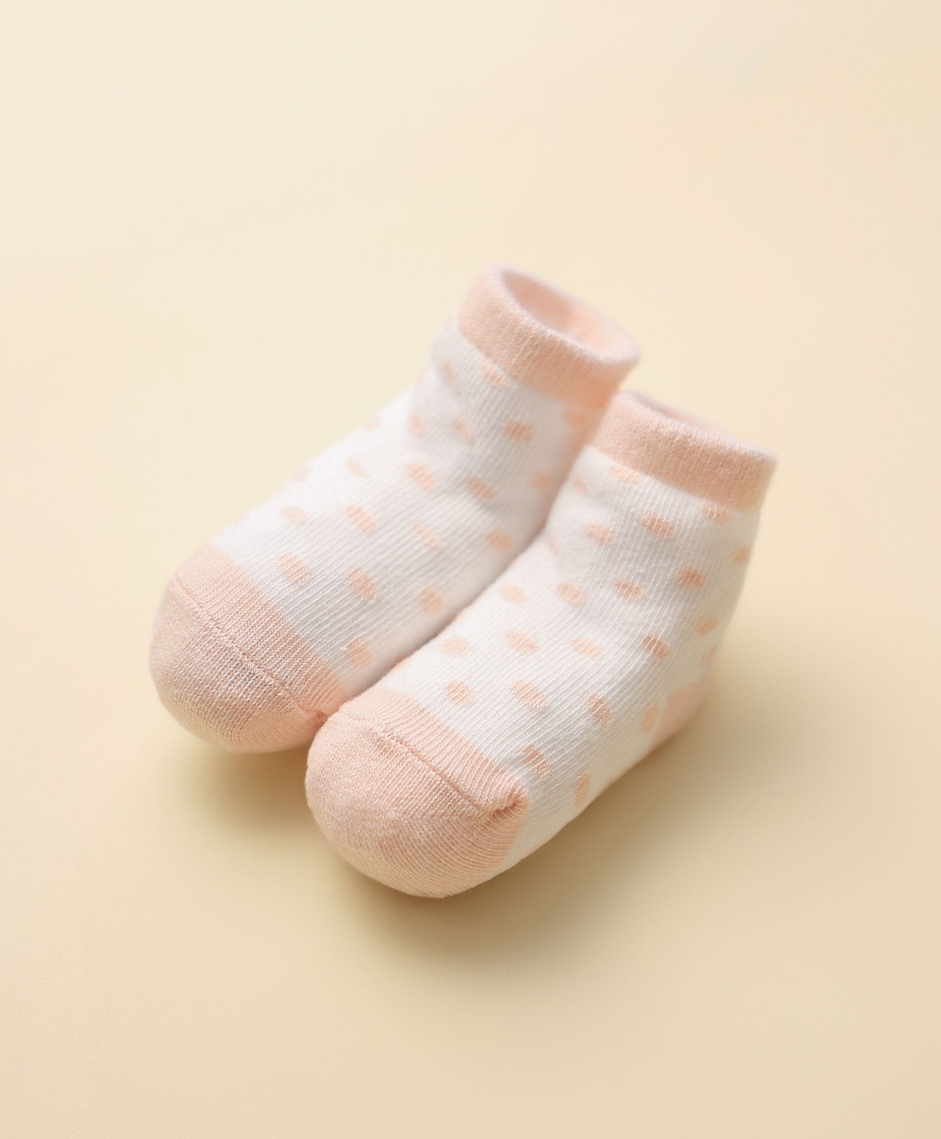 Socks - Pale pink dots
