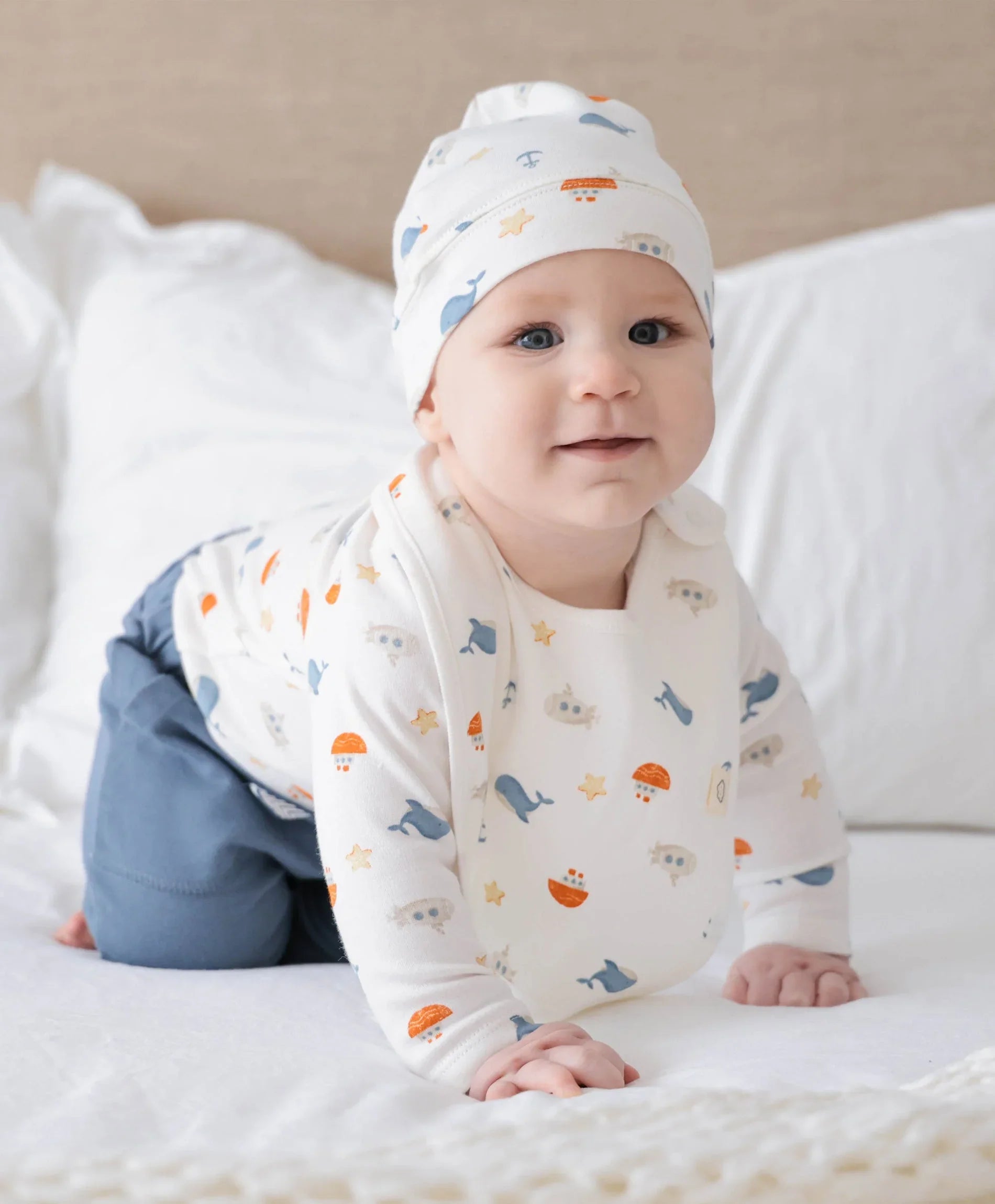 Baby bib - Sea Lūmmi in Colour™ Babywear