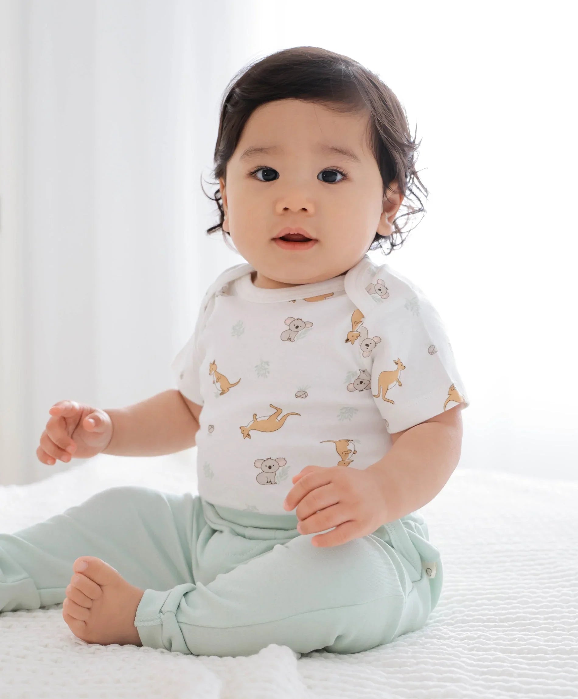 Baby short sleeve bodysuit - Kangaroo & koala Lummi in Colour Babywear