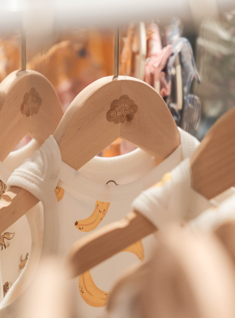 How to Plan and Shop for Baby Clothes: A New Parent’s Guide